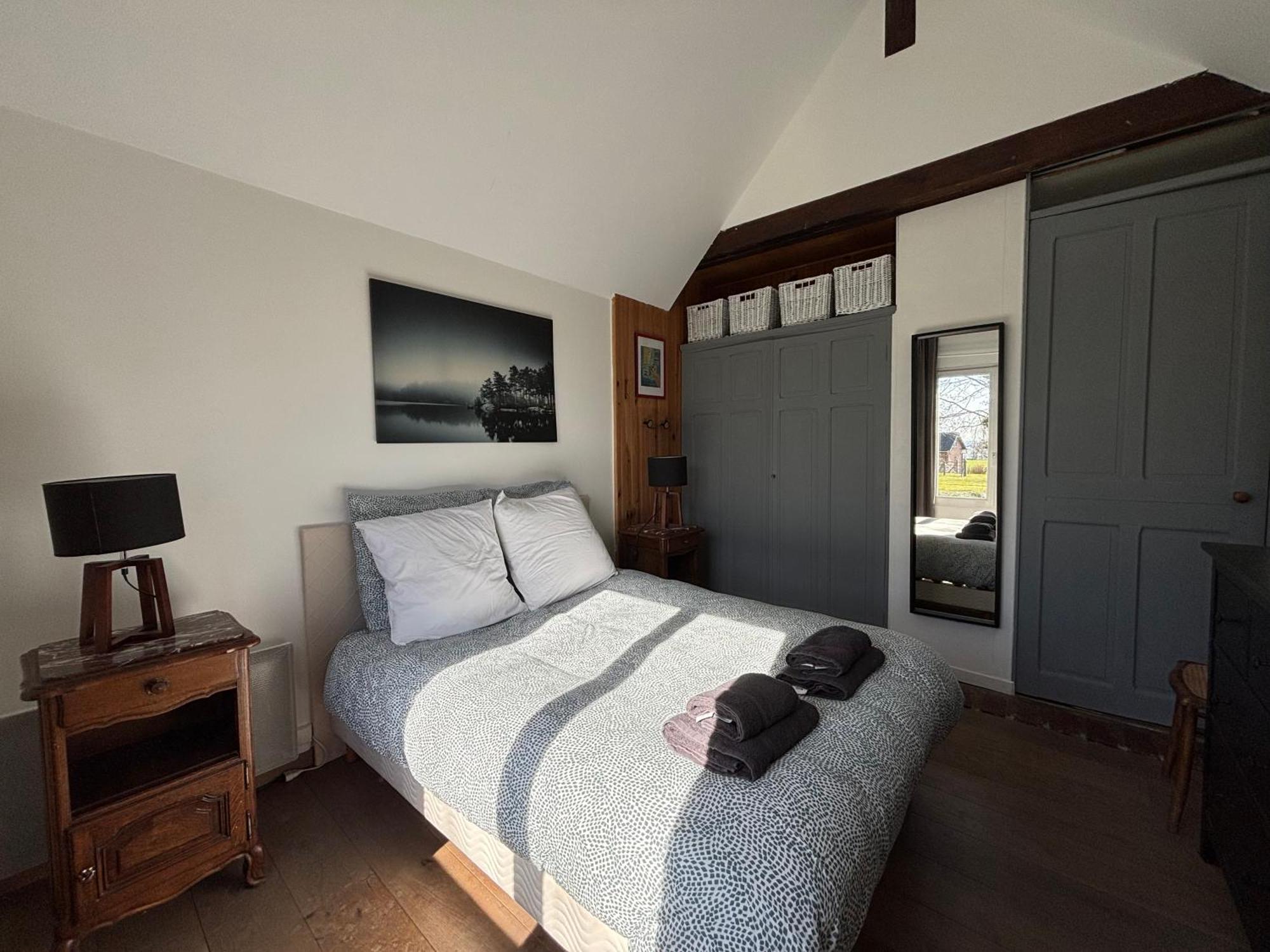 Maison De Campagne Lumineuse Spacieuse Dans Impasse Au Calme A Proximite D'Un Chateau Deux Verandas Grand Jardin Cabane Pour Velos, Pres Port En Bessin Et Bayeux, Proche Plages Du Debarquement Commes ภายนอก รูปภาพ